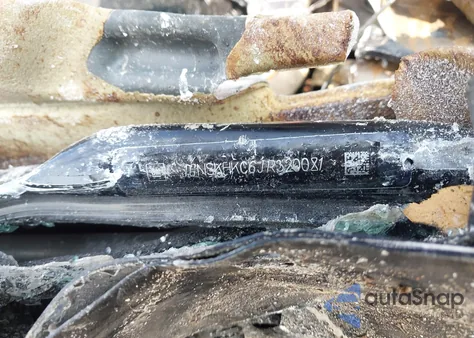 2018 Chevrolet Suburban Lt z USA, uszkodzony, nr VIN 1GNSKHKC6JR320081